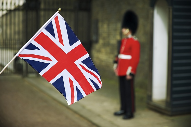 英国财政大臣亨特:任何暴利税都应该是暂时的,而不是阻碍投资